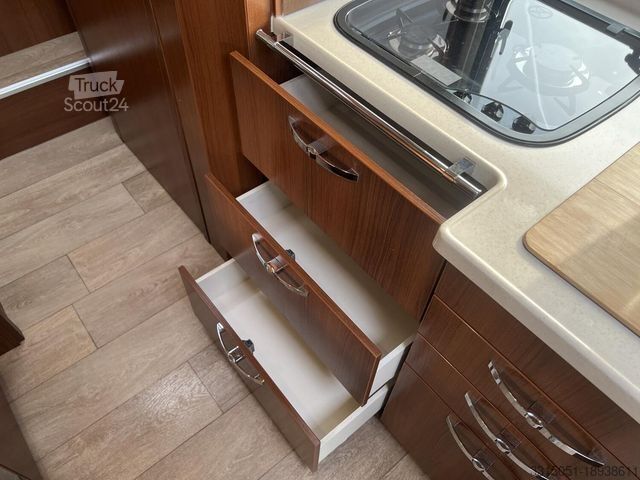 Integrirani avtodom MORELO Home 79 LX+ 3Achser+Hubstütz+Solar+Alde+TV+Marki