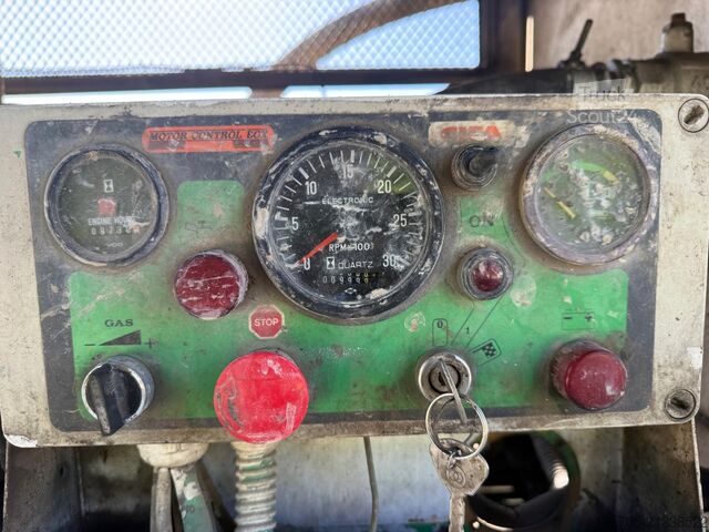 Tovornjak s črpalko za beton Iveco Magirus 330