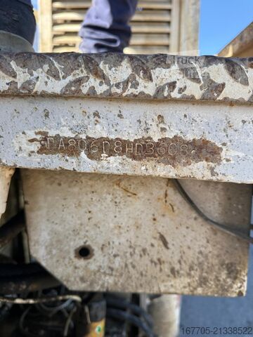 Tovornjak s črpalko za beton Iveco Magirus 330