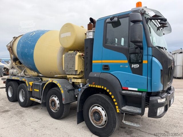 Miešačka betónu na podvozku Astra HD9 84.48-80