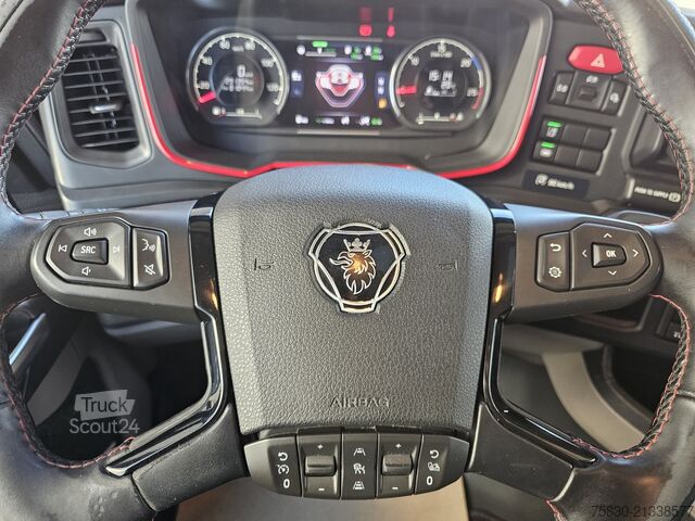 Padrão-SZM Scania S770 V8 / 6x4 / RETARDER / FULL AIR /