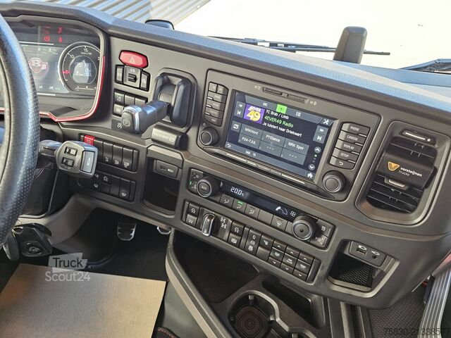 Padrão-SZM Scania S770 V8 / 6x4 / RETARDER / FULL AIR /