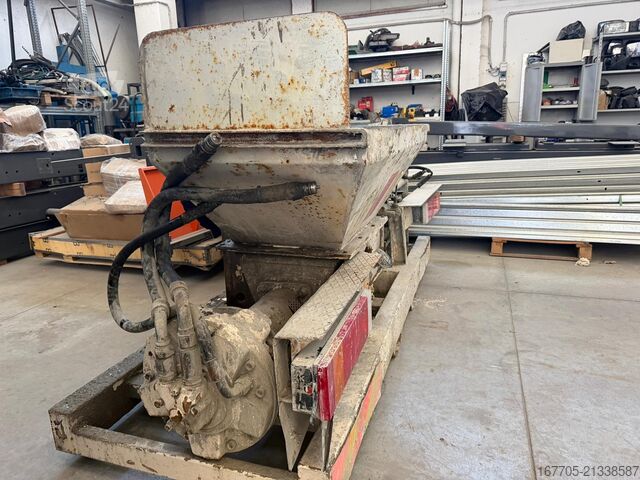 آلة بناء POMPA POLISTIROLO PER BETONIERA POLYSTYRENE PUMP FOR CONCRETE MIXER