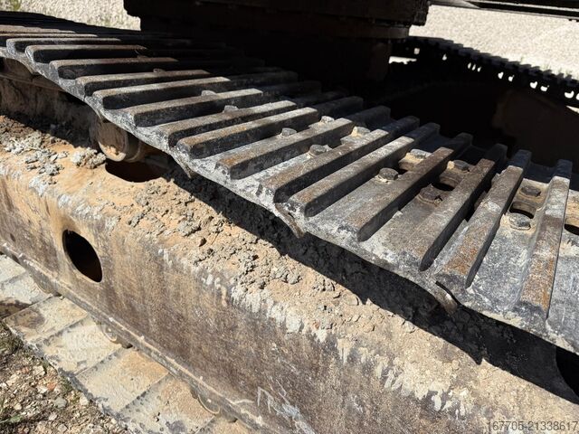 Pásový bagr Fiat-Hitachi FH 300 T