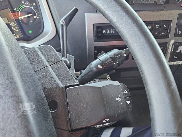  RENAULT T 440 ADR
