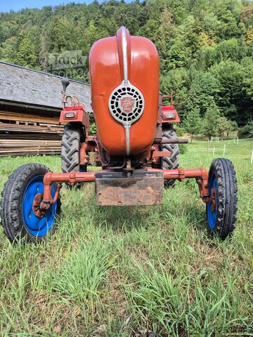 Traktor Hofherr Schrantz Porsche A-111