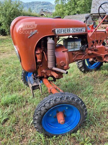 Traktor Hofherr Schrantz Porsche A-111