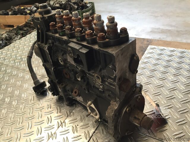 Standart çekici ünitesi MAN Einspritzpumpe 19.403, F2000