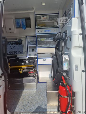 Ambulance VW T6 Rettungswagen