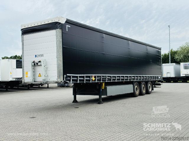 Semirremolque abierto con toldo Schmitz Cargobull Curtainsider Standard Getränke