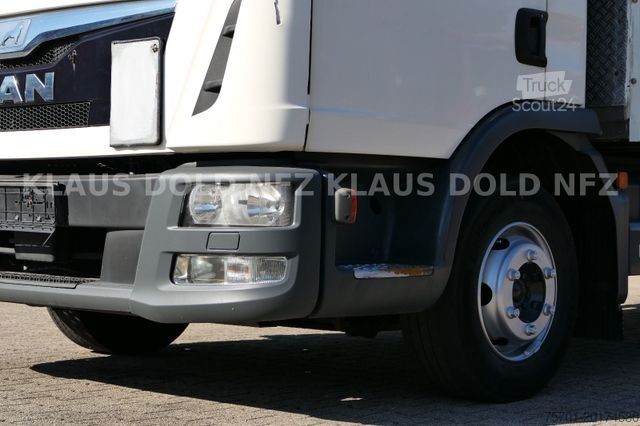 Autocamion cu caroserie tip cutie MAN TGL 12.250 Koffer 12t Automatik LBW Euro 6