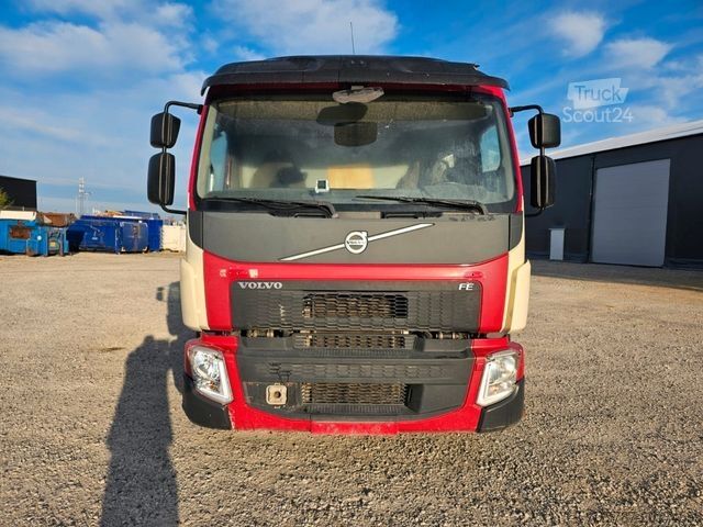 Søppelbilen VOLVO FE 320 6x2 Müllwagen, 2 Kammern, Joab 18,7 cbm