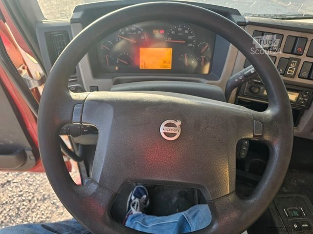 Søppelbilen VOLVO FE 320 6x2 Müllwagen, 2 Kammern, Joab 18,7 cbm