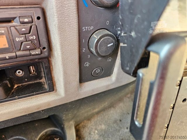 Søppelbilen VOLVO FE 320 6x2 Müllwagen, 2 Kammern, Joab 18,7 cbm
