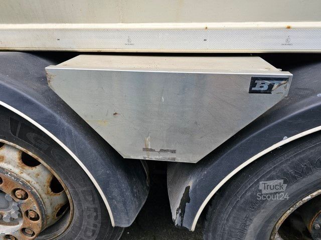 Camion à ordures MERCEDES-BENZ 2629 Müllwagen, NTM 4 Kammern