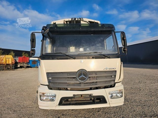 Müllwagen MERCEDES-BENZ 1527 Müllwagen, Geesinknorba 13H25, 2 Kammern