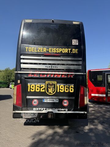 Dvojposchodový Van Hool Astromega