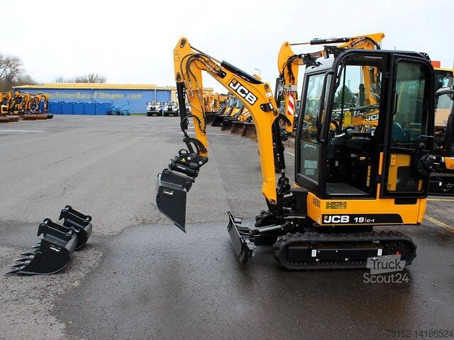 حفارة صغيرة بما في ذلك قارنة سريعة - هيدروليك JCB 19 C-1 PRO Luxus-Vollausstattung sofort verfügbar