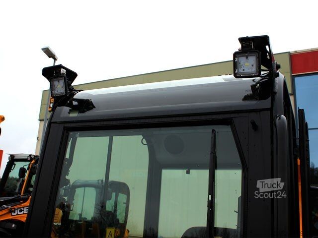 حفارة صغيرة بما في ذلك قارنة سريعة - هيدروليك JCB 19 C-1 PRO Luxus-Vollausstattung sofort verfügbar