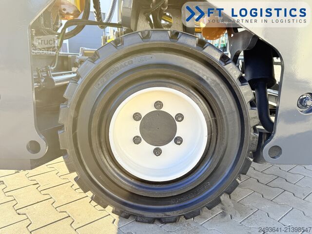 Vierwegvorkheftruck Combilift C3000XL DUPLEX SPREADER BEAM FREE LIFT