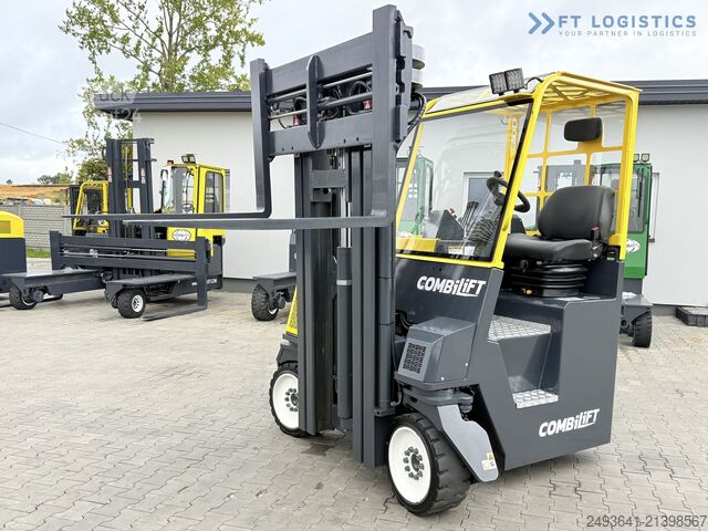 Wózek widłowy czterokierunkowy Combilift CB4000 TRIPLEX 5200 FREE-LIFT POSITIONER