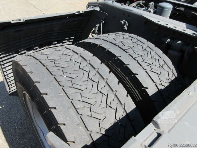 Standardni tegljač man TGX 18.430 SZM Low Deck, Retarder, Motorschaden