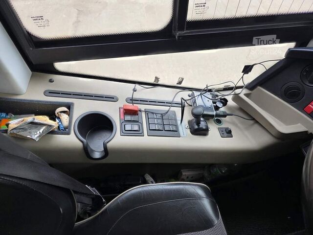 Doppeldeckerbus NEOPLAN Skyliner,81+1+1,Hochdruckkühler neu  ZF Intarder