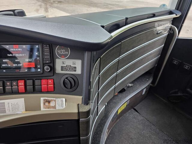 Doppeldeckerbus NEOPLAN Skyliner,81+1+1,Hochdruckkühler neu  ZF Intarder