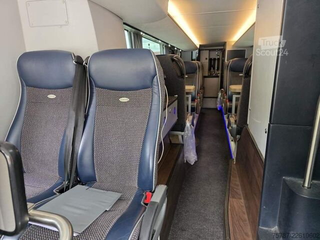 Doppeldeckerbus NEOPLAN Skyliner,81+1+1,Hochdruckkühler neu  ZF Intarder