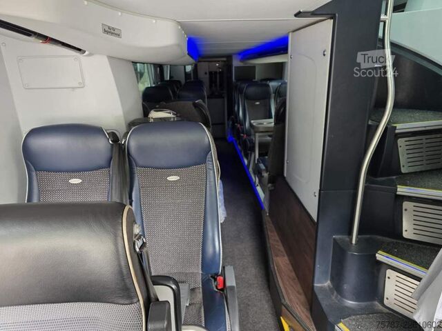Doppeldeckerbus NEOPLAN Skyliner,81+1+1,Hochdruckkühler neu  ZF Intarder