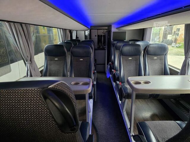 Doppeldeckerbus NEOPLAN Skyliner,81+1+1,Hochdruckkühler neu  ZF Intarder