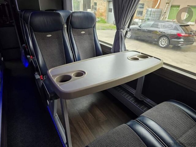 Doppeldeckerbus NEOPLAN Skyliner,81+1+1,Hochdruckkühler neu  ZF Intarder