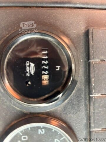 Kehrmaschine MERCEDES-BENZ 1417 K  Bucher Cityfant 60