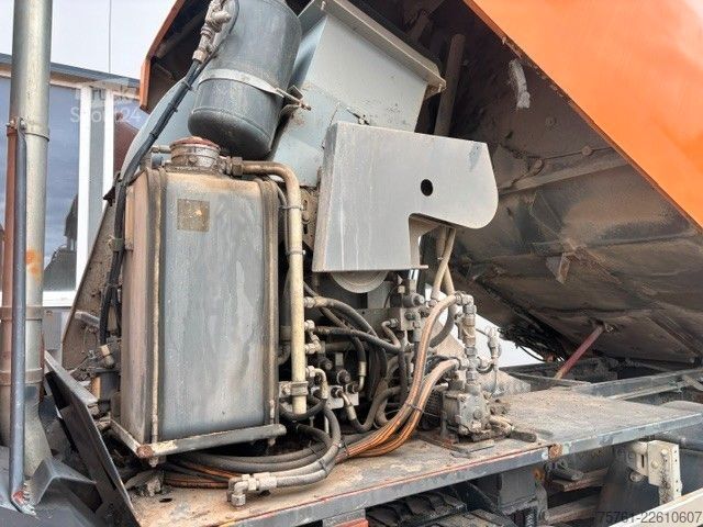 Kehrmaschine MERCEDES-BENZ 1417 K  Bucher Cityfant 60