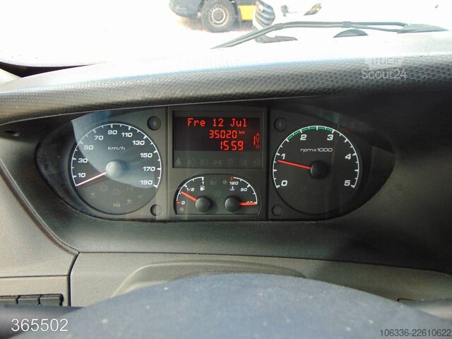 Transporter mit Koffer IVECO DAILY 50 C 15 Postkoffer REGALSYSTEM KAMERA