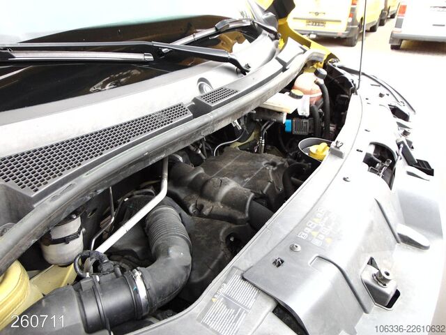 Yüksek tavanlı panelvan RENAULT Master 2.3 dCi 135 L3H2 Klima-Kamera