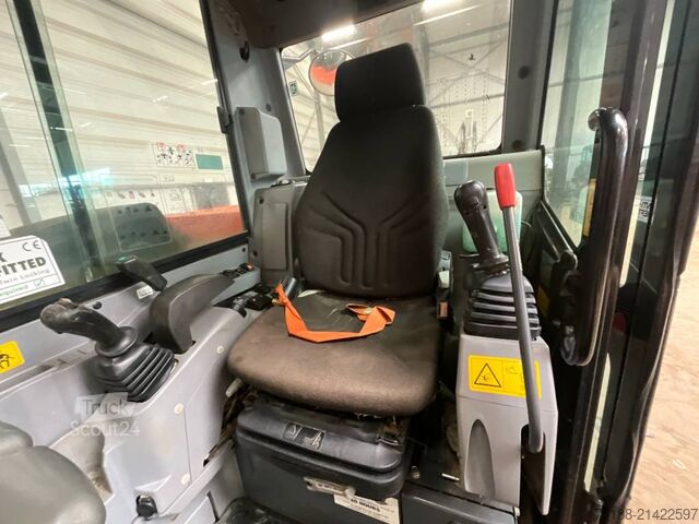 Midi-Bagger Kubota KX 080-4 A 2