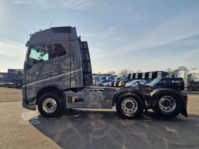 Standard-SZM Volvo FH 16.750 Globetrotter 6x4 - Lift Axle - Retard...