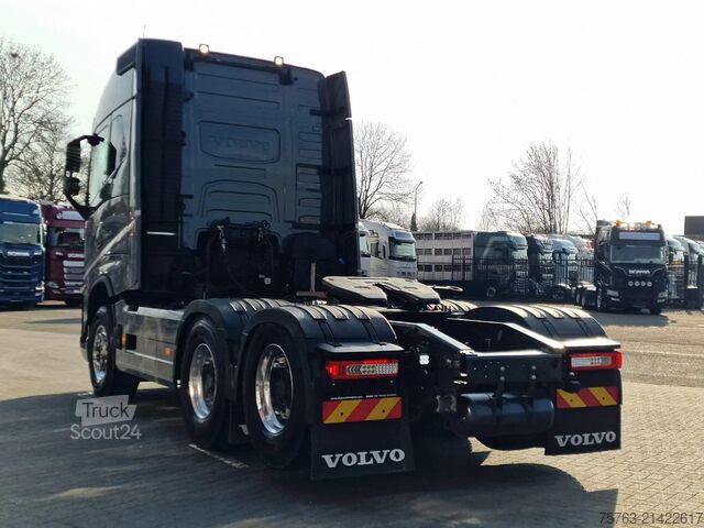 Standard-SZM Volvo FH 16.750 Globetrotter 6x4 - Lift Axle - Retard...