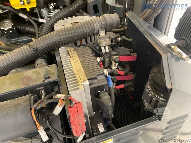 4-сторонний вилочный погрузчик Combilift CBE2500 / TRIPLEX - 4900MM / FREE LIFT