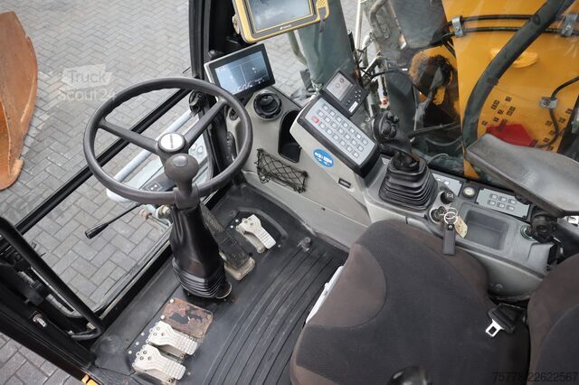 Pelle sur roues Liebherr A916 | ROTOTILT R5 + GRIP | BUCKET | 3D GPS | BSS