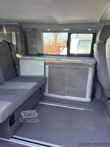 Matkailuauto Volkswagen California Coast 2022 | Cambio automatico | Tetto a soffietto