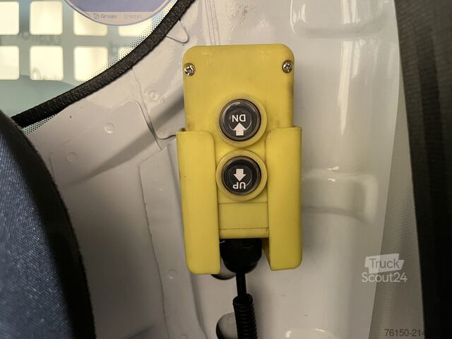 Skraldevogn Ford Transit 2.0 TDCI L2 Trend 170 PK DL Dubbel Luch...