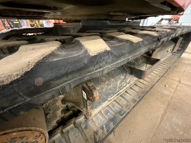 Midi ekskavatorius Kubota KX 080-4 A