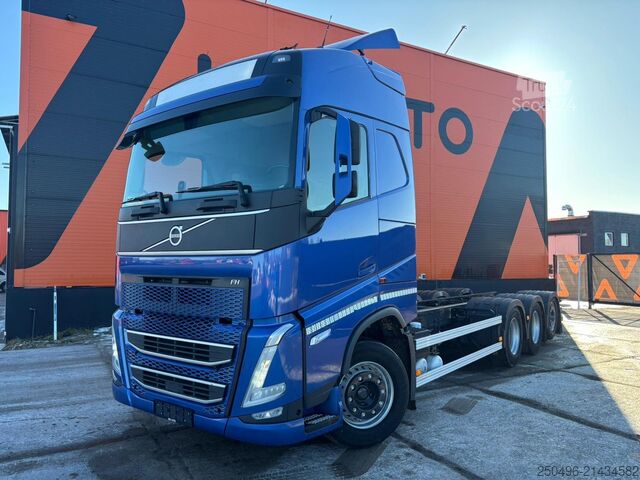 Važiuoklės kabina Volvo FH 500 8x4*4 PTO / CHASSIS L=7635 mm