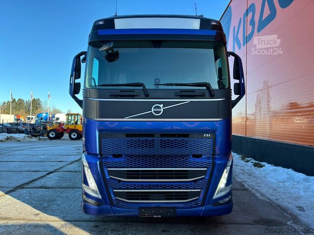 Važiuoklės kabina Volvo FH 500 8x4*4 PTO / CHASSIS L=7635 mm