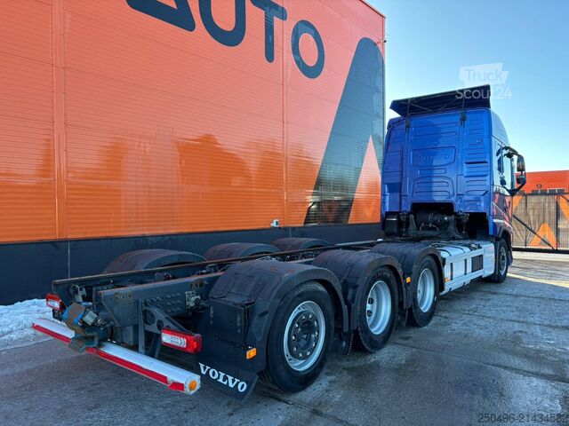 Važiuoklės kabina Volvo FH 500 8x4*4 PTO / CHASSIS L=7635 mm