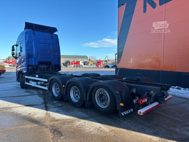 Važiuoklės kabina Volvo FH 500 8x4*4 PTO / CHASSIS L=7635 mm