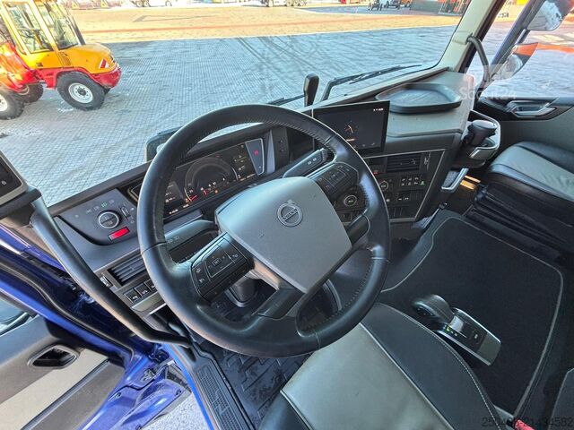 Važiuoklės kabina Volvo FH 500 8x4*4 PTO / CHASSIS L=7635 mm