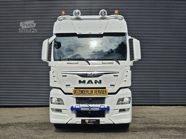 Standaard-SZM MAN TGX 33.560 6x4 / RETARDER / 464 dkm
